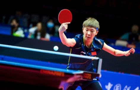 李玲和张洁 李玲和张洁